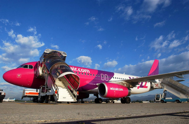 spania include si wizz air in ancheta privind taxele companiilor aeriene low cost pentru bagajele de mana mai mari 6867a1d5a0d9e