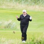 turbinele eoliene in vizorul lui trump pentru ca i strica privelistea de pe terenul de golf din scotia toata treaba e o escrocherie 688724df2eb13