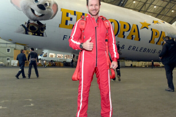 ultimele clipe ale lui felix baumgartner dupa ce s a stabilit cauza decesului anchetatorii se concentreaza pe expertizele tehnice 6880db9857c4c