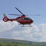 un autoturism a intrat intr un cap de pod la iesire din stupina spre crucea intervine elicopterul 68726cce7d41c