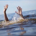 un barbat a murit dupa ce a fost scos inconstient din mare in statiunea 2 mai 68724d355b129