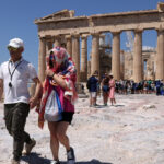 un nou val de canicula loveste grecia zonele unde temperaturile vor trece de 40 de grade celsius 687cd133a7693