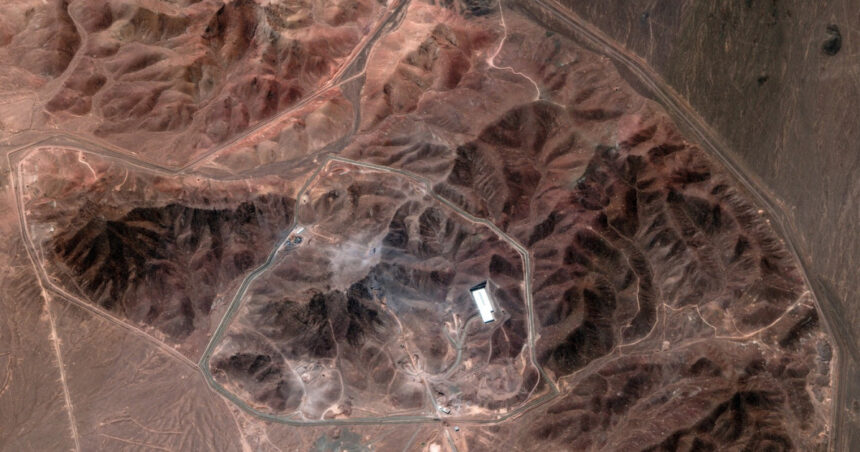 Un obiectiv nuclear iranian dintre cele trei bombardate de SUA a fost distrus, conform unei noi evaluări a oficialilor americani. 1 un obiectiv nuclear iranian din cele trei bombardate de sua a fost distrus arata o noua evaluare a oficialilor americani 687903cbefc3f