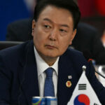 un tribunal sud coreean a emis un nou mandat de arestare pe numele fostului presedinte yoon suk yeol care sunt acuzatiile 686ed6b718683