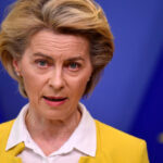 ursula von der leyen i a cerut explicatii lui volodimir zelenski privind legea ce submineaza lupta anticoruptie proteste in ucraina 688104c97c34a