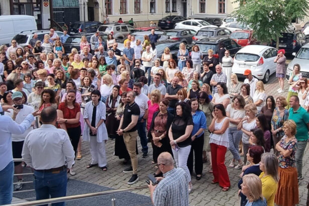 video a treia zi de proteste ale bugetarilor in tara guvernul pregateste noi masuri intr o ordonanta trenulet 6864e1f3dddda