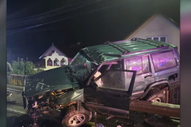 video accident grav in bistrita nasaud 8 oameni au fost raniti printre care si 5 copii 686e1c6af1cf6