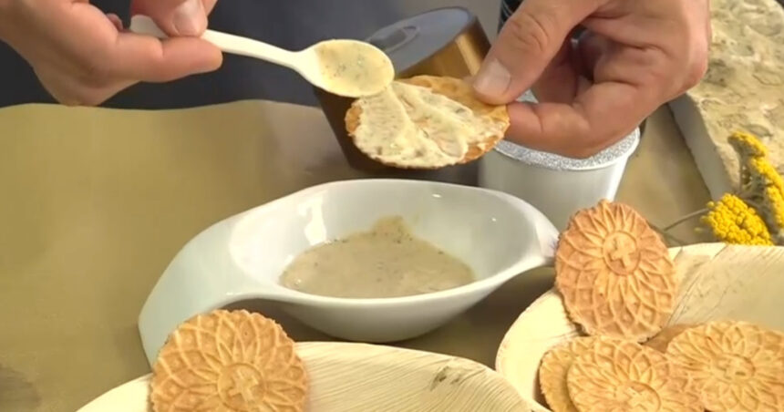 video biscuitii care nu ingrasa sunt sanatosi si pot inlocui o masa inventia studentilor din galati premiata deja la nivel international 68660519de4a8