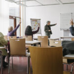 Din nou în băncile școlii, la maturitate. Românii care reiau liceul pentru diploma de Bacalaureat: „M-am lovit de problema asta” 3 video din nou in bancile scolii la maturitate romanii care reiau liceul pentru diploma de bacalaureat m am lovit de problema asta 688713d231088