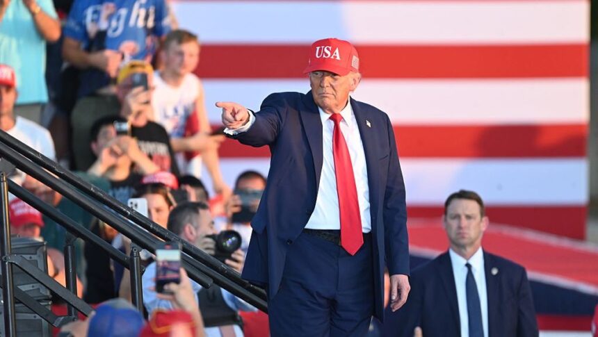 video exclusiv bataie la casa alba trump transforma resedinta prezidentiala in arena 686825cb11146