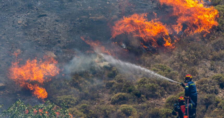 video incendii puternice in halkidiki si creta unde se afla mii de romani vacante distruse turisti evacuati de urgenta 6866285a6fadc
