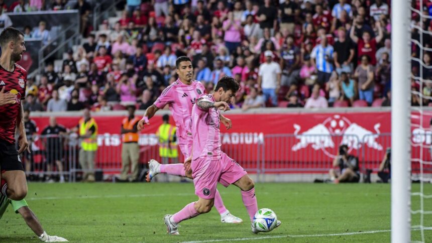 video lionel messi 6 duble 6 premii argentinianul face legea in acest sezon din mls 687ddfa07ec58