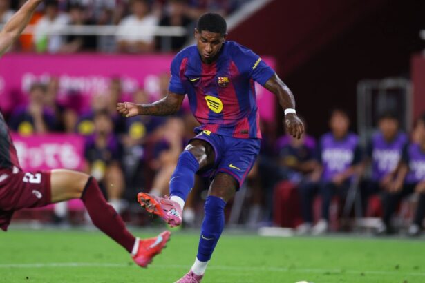 video marcus rashford face deja senzatie in tricoul barcelonei ce a reusit in primul meci 688631f95fab1