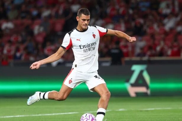 video milan e milan vreau sa cresc pentru prima echipa spunea anul trecut matteo dutu pentru sport ro acum a dat gol cu arsenal si e gata d 68834c3c67d49