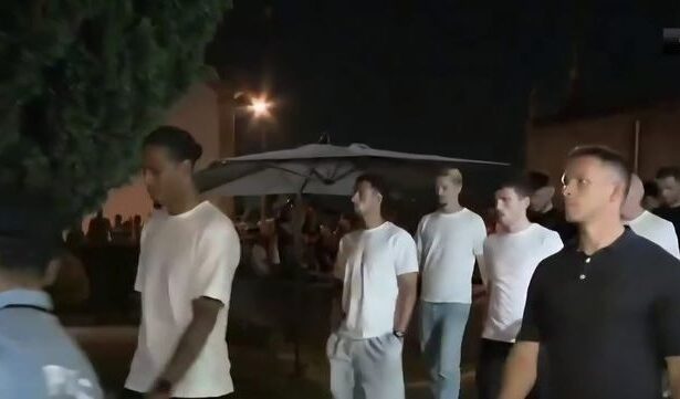 video moment emotionant jucatorii lui liverpool au ajuns in portugalia pentru inmormantarea lui diogo jota 6868c3fd2e344