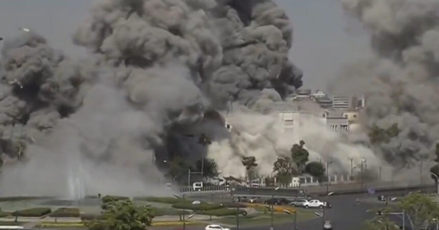 video momentul in care israelul bombardeaza ministerul apararii din damasc a fost surprins in direct de catre o televiziune 6877c09b40aa7