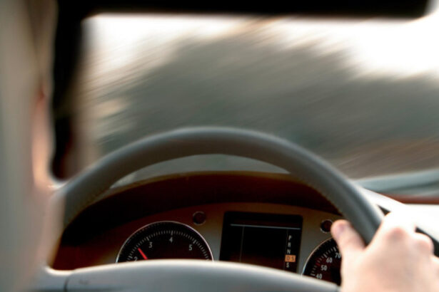 video un adolescent de 17 ani din timisoara a furat un microbuz si a facut accident minorul se afla sub influenta alcoolului 688b67b4cd52c