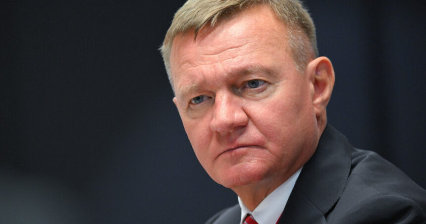 vladimir putin l a demis pe ministrul transporturilor cine il va inlocui pe roman starovoit 686b996a1f042