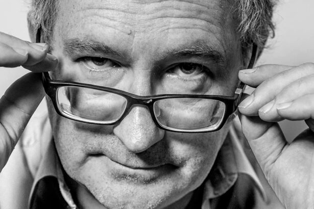 zidul de john lanchester o lectura hipnotizanta ce sfideaza granitele realitatii si va poarta intr o distopie infricosator de plauzibila 686636323261c