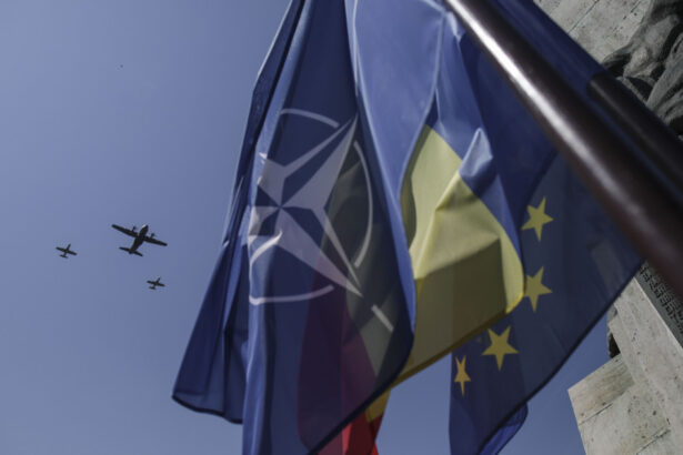ziua aviatiei romane si a fortelor aeriene 2025 evenimente organizate in bucuresti trafic rutier restrictionat in capitala 687c6b183b331