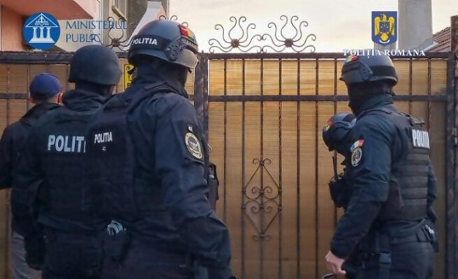 34 de perchezitii in constanta si alte judete la persoane cercetate pentru