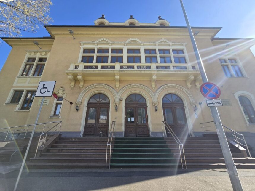 a cerut ordin de protectie impotriva vecinului sau care l a amenintat ca ii distruge cutia postala si ii taie cablul de internet 68b22b5e24af8