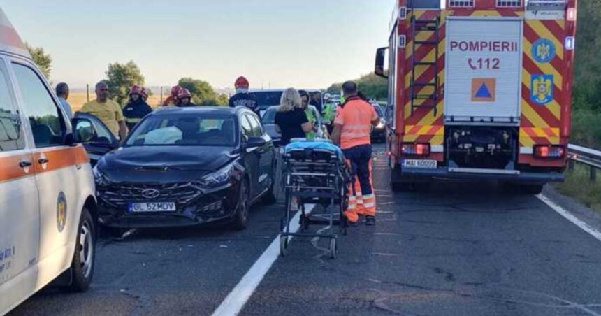 accident cu sase masini intre galati si braila doua persoane au ajuns la spital traficul este blocat pe dn 22b 68ad5a2bddb1a