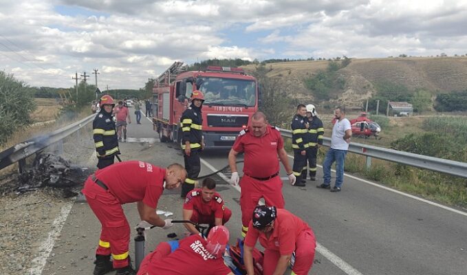 accident urmat de incendiu intre doua motociclete in judetul constanta doua persoane transportate la spital 68ac175f2b71b