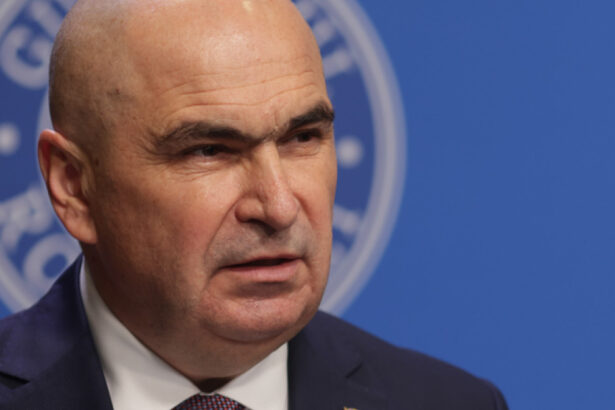angajatii din primarii intra in greva pe termen nelimitat dupa negocierile esuate cu ilie bolojan s a umplut paharul 68b13eaa26045