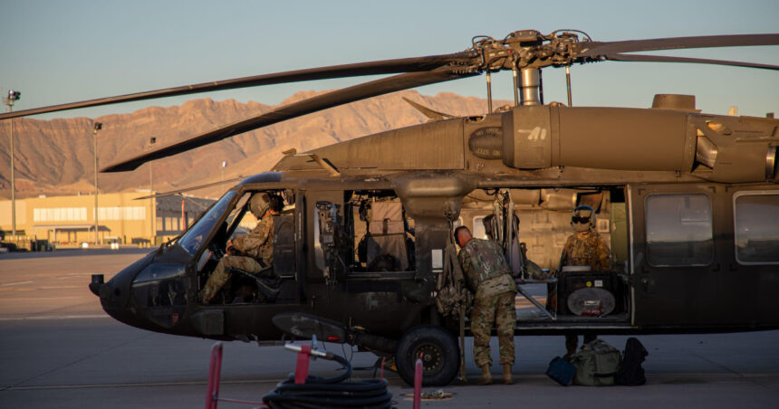 armata sua isi echipeaza elicopterele black hawk pentru lansarea de drone vor mai fi si alte schimbari pe campul de lupta 68aaa91747730