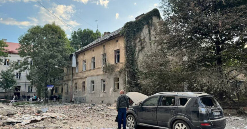 atac masiv cu drone si rachete al rusiei departe de linia frontului in ciuda negocierilor de pace un mort si mai multi raniti 68a6c97887fae