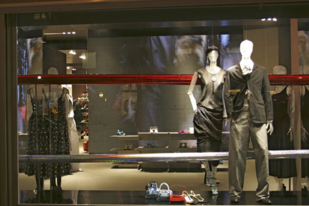 brand de lux amendat cu 35 milioane de euro muncitorii lucrau in conditii ilegale 688f124a17a97
