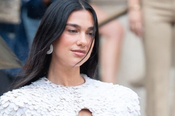 cantareata dua lipa a obtinut cetatenia kosovara iubesc aceasta tara 688e73afd6aed