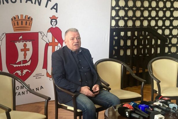ce salarii au directorii companiilor din subordinea consiliului local constanta o parte din alesi cer reducerea remuneratiilor 68952430d1c39