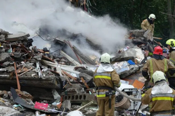 cel mai sangeros atac al rusiei asupra kievului din acest an bilantul victimelor urca la 31 de morti inclusiv 5 copii 159 de raniti 688c94ef4c010
