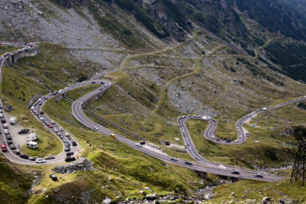 circulatia rutiera pe transfagarasan va fi inchisa vineri cateva ore 68af26093fa14