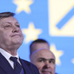 coalitia de la o promisiune la alta respinge proiectul antonescu privind pensiile speciale pentru o varianta similara a guvernului 68a5b02ba98c1