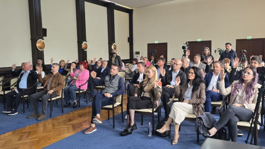 consiliul judetean constanta convocat in sedinta extraordinara dezmembrarea unui imobil teren de pe strada mircea cel batran si rectificarea bugetului dgaspc pe ordinea de zi 68b19a0f21460