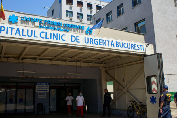 coordonatorul demis al centrului de arsi de la floreasca ameninta ca l da in judecata pe ministrul rogobete 68946644c2f3c
