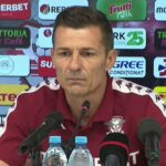 Costel Gâlcă a lăudat un fotbalist de la Rapid: ”Progres!” + Răspunsul său la întrebarea: ”Joacă echipa așa cum îți dorești?” 3 costel galca a laudat un fotbalist de la rapid progres cum a raspuns la intrebarea joaca echipa asa cum iti doresti 688f7002bc3b2