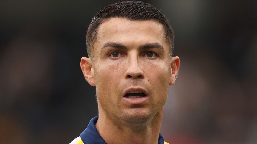 de ce ii e frica lui ronaldo mereu il lasa in afara dormitorului 6890824fd3286