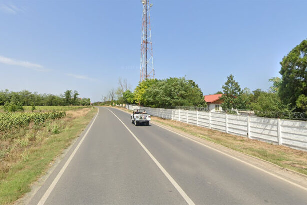 din toamna ar putea incepe lucrarile de amenajare a drumului ce va uni pista de biciclete din vama veche de trotuarul din 2 mai 68a8435138f0e