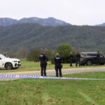 doi politisti impuscati mortal un al treilea grav ranit in australia suspectul e cautat de politie 68addbb3230a6