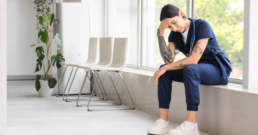 dupa 25 de ani si 25 000 de medici plecati se face un studiu despre motivele pentru care medicii tineri aleg sa profeseze in alte tari 68aeeab56fb7f