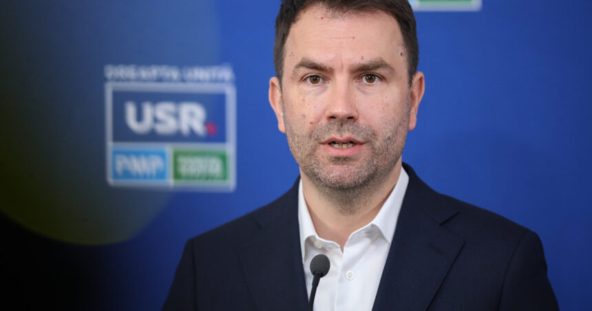 exclusiv ce raspuns a dat catalin drula intrebat daca nicusor dan l a lasat singur pe ilie bolojan in fata nemultumirilor legate de reforme 68a61edd701de
