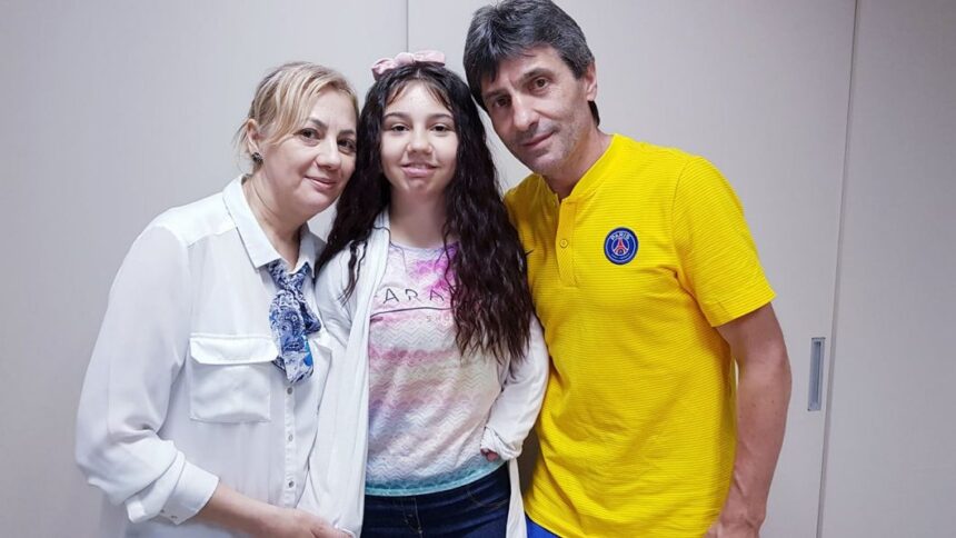 exclusiv kassandra rotariu e studenta la strasbourg poveste cu duckadam a invatat o sa inoate desi nu si poate folosi mainile 68aff88814383