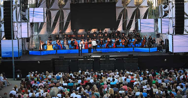 festivalul national de muzica usoara mamaia scena emblematica a muzicii usoare romanesti 68a6d8015c445
