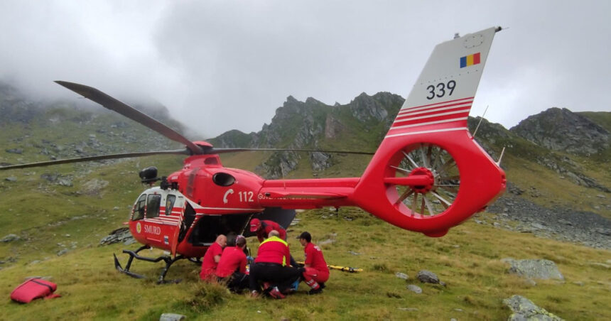 fetita de 9 ani gasita ranita si inconstienta la balea lac a fost preluata de urgenta cu un elicopter smurd 68a47e8d64dea