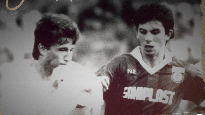 foto cum prezinta cs dinamo meciul cu steaua din liga 2 reactiile acide ale suporterilor si cat costa un bilet pe arcul de triumf 689b26d106aa8