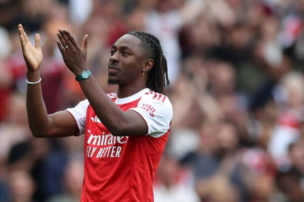 foto si video cum si a prezentat arsenal noul transfer mare eberechi eze pe teren inainte de meciul cu leeds cat au platit tunarii lui crys 68aad5af82433